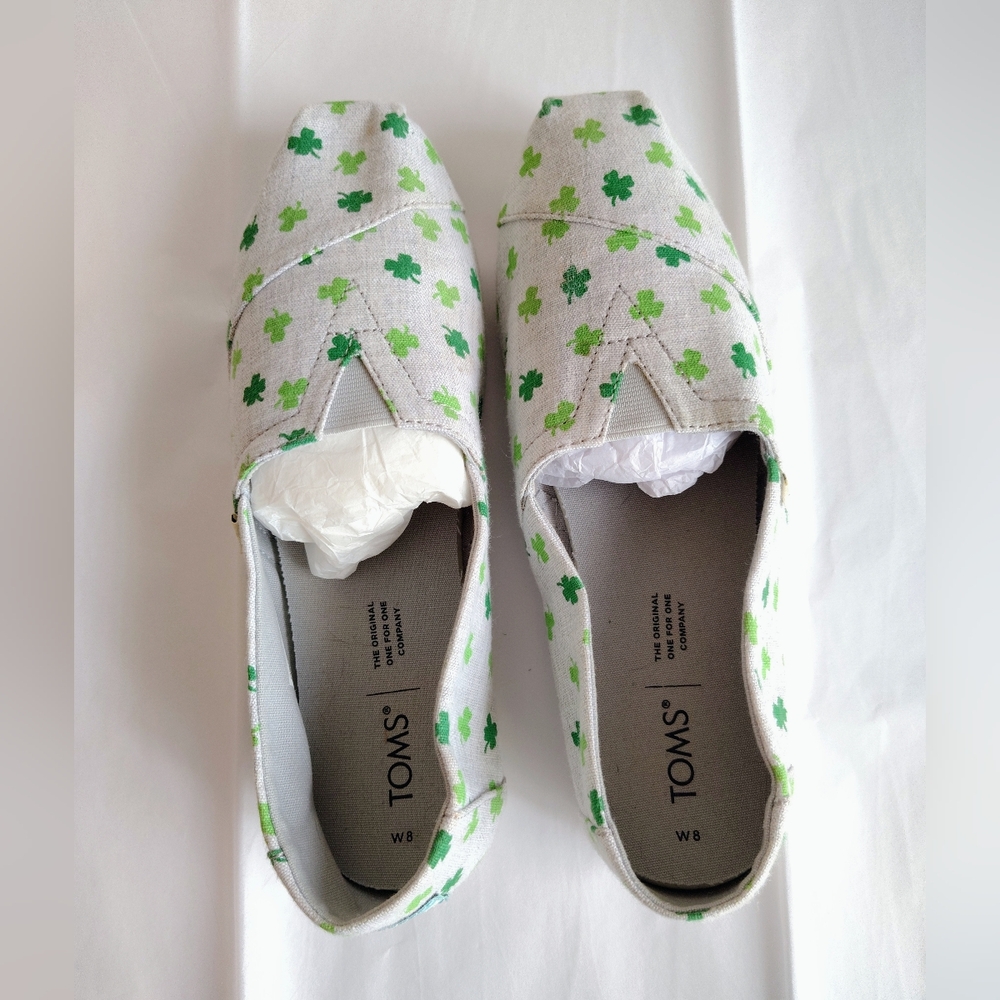 TOMS Shamrock Clover Slip On Shoes